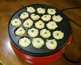 超簡単♡たこ焼き器de焼きシュウマイ♪作り方5写真