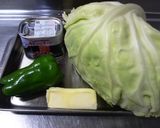 キャベツとコンビーフのバター炒め作り方1写真