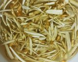 ごぼうと豆苗の胡麻ドレッシング和えサラダ作り方3写真