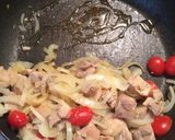 たっぷり玉葱が主役♡鶏の親子炒め作り方3写真