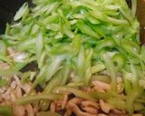 中国発☆セロリと鶏肉の炒め物 ～芹菜肉丝作り方7写真