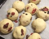 ドライフルーツたっぷり、簡単ちぎりパン作り方9写真