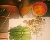 青梗菜と豚肉・シメジの卵オイスター炒め作り方1写真