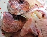 ダシが絶品★あら汁風【鯛のカブト味噌鍋】作り方2写真
