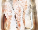 レモンソースでさっぱり＊鮭のムニエル♡作り方1写真