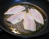 簡単！アジと野菜のマヨ黒胡椒和え作り方1写真