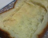 目玉焼きトースト～メープルマヨ醤油で～作り方3写真