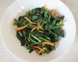 ほうれん草とひき肉のビビンバ風ピリ辛炒め作り方1写真