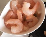 ほうれん草とえびのトマトソースパスタ作り方1写真