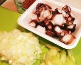 旨味が絡む!蛸とセロリのトマトパスタ作り方1写真