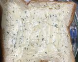 バター風味のラーマのガーリックトースト作り方4写真