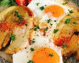 朝ごはんに チャーシューエッグ。作り方3写真