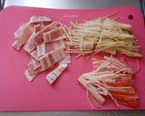 不器用ワンパンベーコンえのきカニカマ炒め作り方1写真