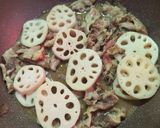 簡単★昼食！牛肉と蓮根のポン酢炒め作り方2写真