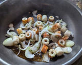 節約☆ちくわと玉ねぎの甘酢炒め作り方4写真
