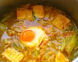 【豚こまと厚揚げと落とし卵の旨辛スープ〗作り方6写真