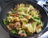 ホイコーロー風☆キャベツと豚肉のみそ炒め作り方10写真
