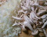 鶏むねのレンジ蒸し♪白ワインしめじソース作り方1写真