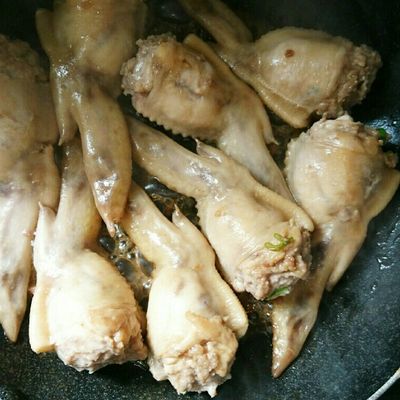 ki8u、頭、手羽先の先、ミンチ 骨抜き鶏手羽先の肉詰め by ゆう