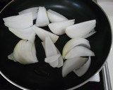 新玉ねぎとスナップエンドウ＊蒸し焼き作り方2写真