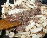 生めかぶとキノコの牛とろ丼作り方4写真