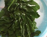 材料4つ✲ほうれん草の胡麻和え作り方2写真