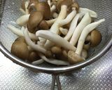 きのこと豚バラ肉の炒め物作り方1写真
