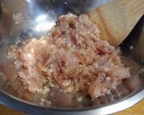 小松菜と鶏挽き肉の炒め物♪作り方1写真