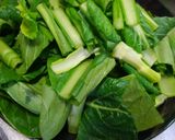 小松菜と鶏挽き肉の炒め物♪作り方2写真