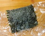 【お弁当に】肉味噌と豆ご飯のおにぎらず作り方16写真