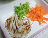 ごま風味♪ちくわと春菊の和風なサラスパ作り方1写真