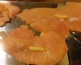 簡単おもてなし　鶏むね肉とレバーのロール作り方2写真