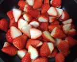 モグモグ食感のイチゴジャム〜♫作り方1写真
