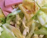 簡単！春キャベツとハムの炒め物作り方2写真