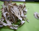 簡単！葉玉葱と舞茸ベーコンの昆布茶炒め作り方2写真