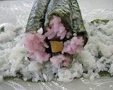 簡単！花の飾り巻き寿司　ひなまつりにも作り方6写真
