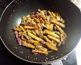 胡麻たっぷり♡薩摩芋と舞茸のきんぴら作り方5写真
