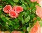 新玉ねぎ・クレソン・生ハムのお花サラダ作り方4写真