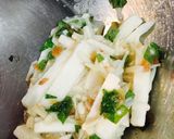 山芋とえのき茸の梅紫蘇和え作り方3写真