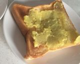 ☆簡単朝食☆ 紅あずまとラーマのトースト作り方2写真