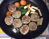 氷コンニャクでカサ増しハンバーグ♪作り方5写真