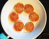 チーズいももち。蜂蜜の甘辛だれで簡単！作り方4写真