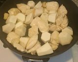 ★フライパンで簡単！鶏肉と里芋の煮物★作り方3写真