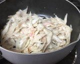 ごぼうとベーコンのマヨ炒めゴマ柚子胡椒味作り方3写真