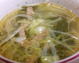牛カルビスープにねぎ＆ワカメ。作り方7写真