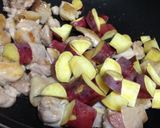 *鶏肉とさつまいもの照りマヨ焼き*作り方4写真