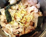 お砂糖なしで。鶏皮と砂肝の醤油煮。作り方4写真