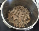 「なにわポーク」小腸の味噌煮作り方2写真
