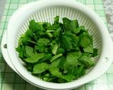 麩と小松菜のお吸い物作り方1写真