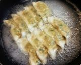 失敗なし。生餃子の焼き方作り方3写真
